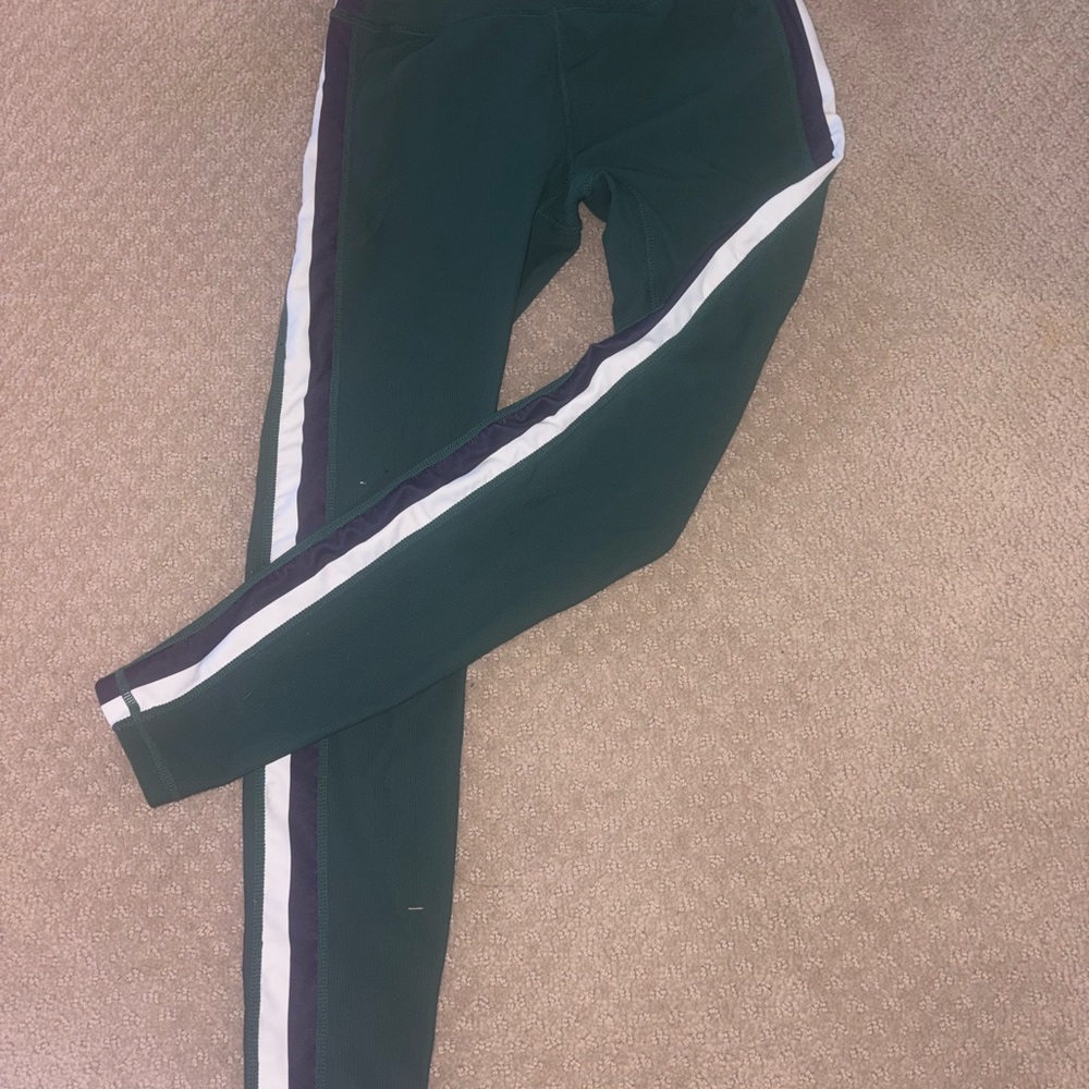 Wilo Color block yoga Pants with White & Navy stripe